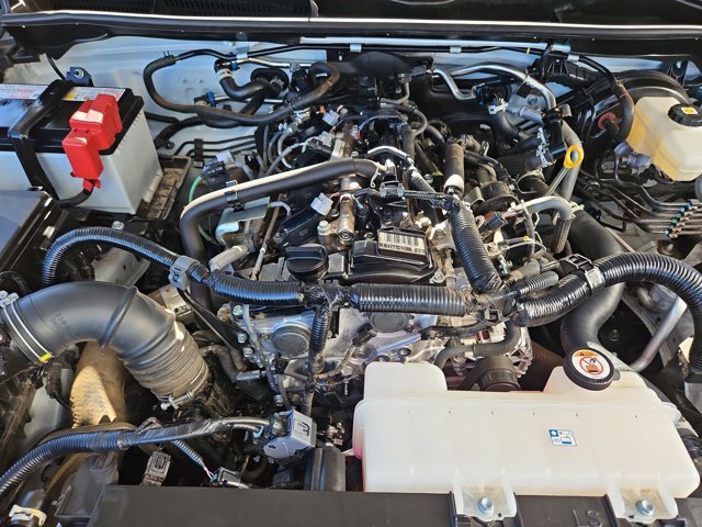 Used 2025 Toyota 4Runner SR5 AWD/4WD image 29