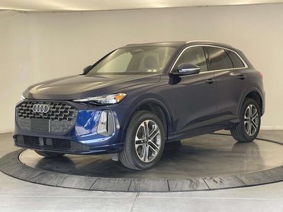 Certified 2025 Audi Q5 Premium w/ Convenience Package