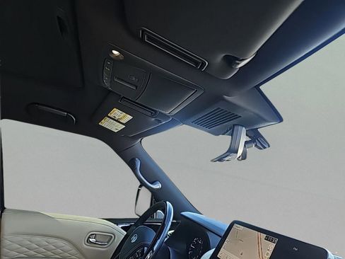 Used 2024 INFINITI QX80 Sensory w/ Cargo Package image 9