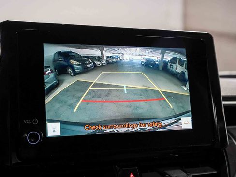 Certified 2023 Toyota Corolla Cross XLE w/ Convenience Package AWD/4WD image 27