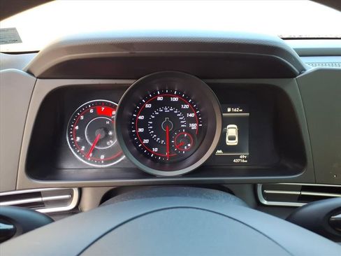 Used 2021 Hyundai Elantra SEL image 19