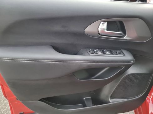 New 2026 Chrysler Voyager LX FWD image 18