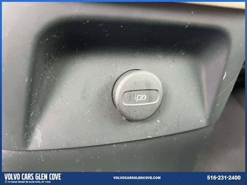 Used 2025 Volvo XC90 T8 Plus AWD/4WD image 13