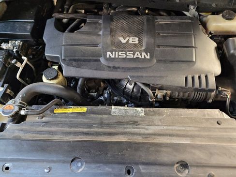 Used 2017 Nissan Titan SV RWD image 30