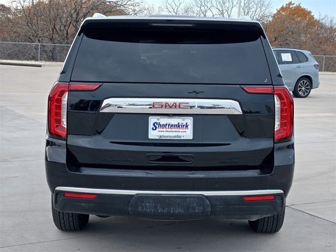 Used 2023 GMC Yukon SLT image 7