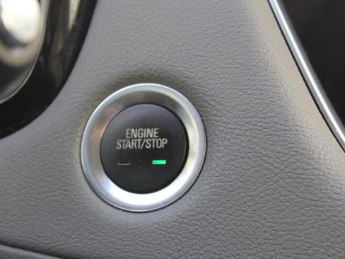 Used 2020 Cadillac XT5 Premium Luxury image 35