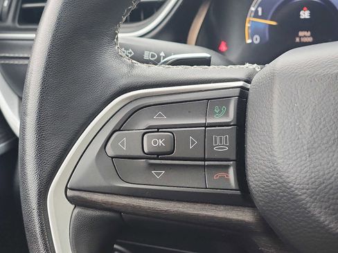 Used 2021 Jeep Grand Cherokee L Limited image 21