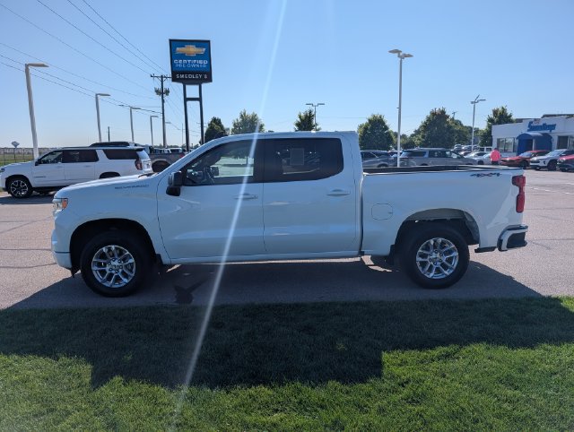 Used 2026 Chevrolet Silverado 1500 RST AWD/4WD image 9