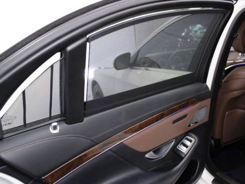 Used 2015 Mercedes-Benz S 550 4MATIC image 23