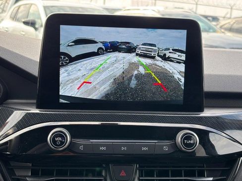 Used 2025 Ford Escape ST-Line image 24