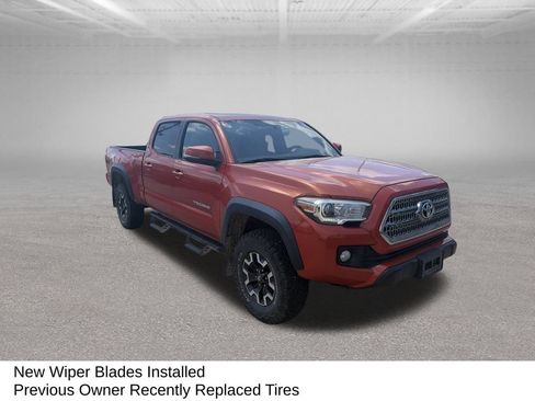 Used 2016 Toyota Tacoma 4x4 Double Cab image 5