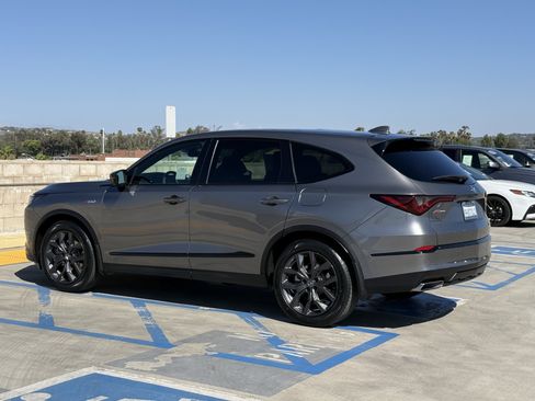 Used 2023 Acura MDX A-Spec AWD/4WD image 10