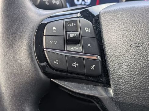 Certified 2026 Ford Explorer Platinum RWD image 26