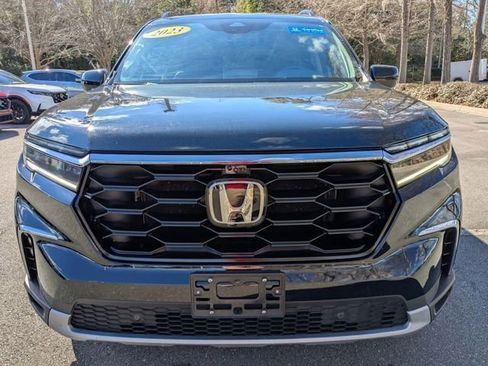 Used 2023 Honda Pilot Elite image 2