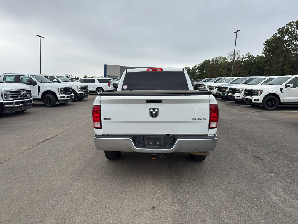Used 2021 RAM 1500 Classic SLT w/ Luxury Group AWD/4WD image 6
