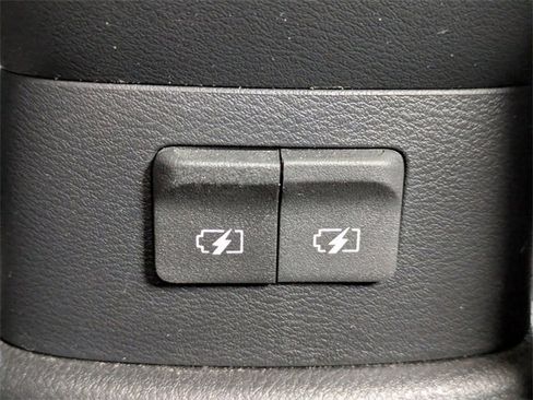 Used 2023 Nissan Kicks S image 15