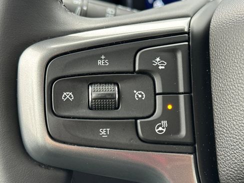 Certified 2024 Chevrolet Suburban Premier image 29