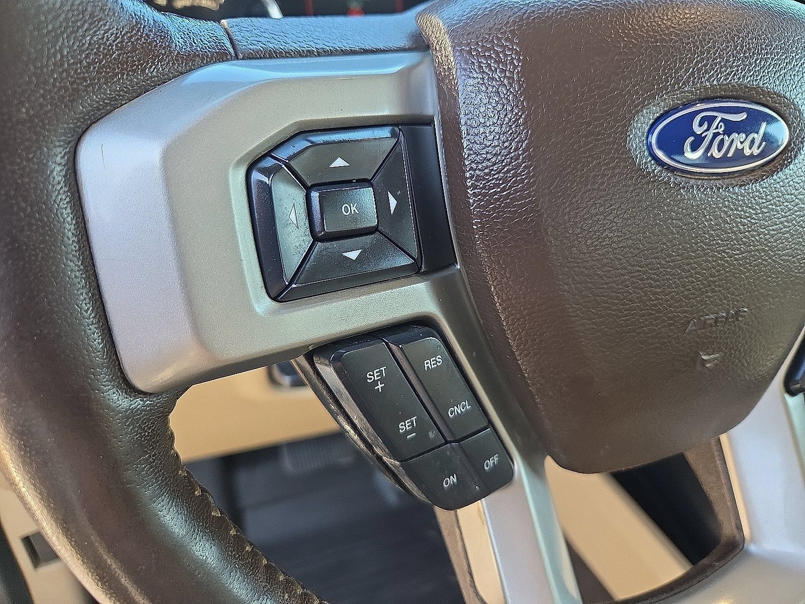 Used 2020 Ford F150 Lariat AWD/4WD image 12