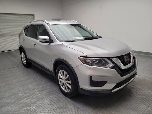 Used 2019 Nissan Rogue SV image 13