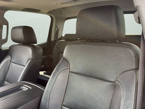Used 2015 Chevrolet Silverado 1500 LTZ Z71 w/ LTZ Plus Package AWD/4WD image 9