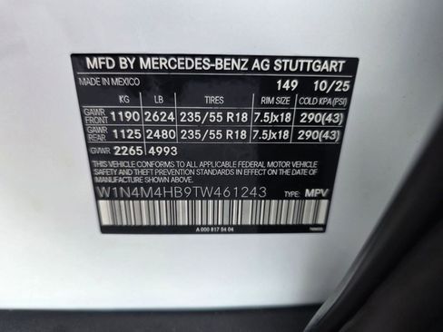 Used 2026 Mercedes-Benz GLB 250 4MATIC image 18