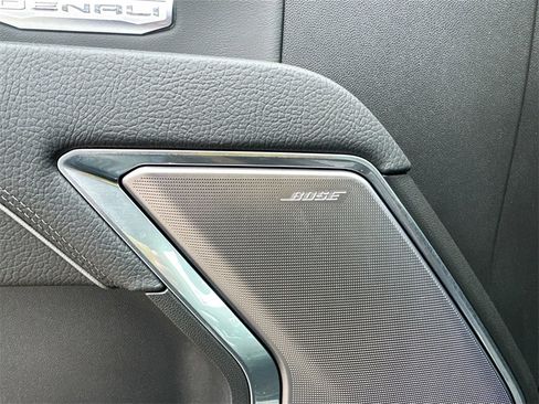 Used 2025 GMC Sierra 1500 Denali w/ Denali Reserve Package image 10