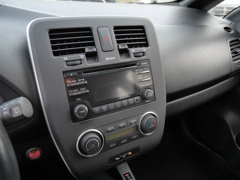 Used 2013 Nissan Leaf S image 22