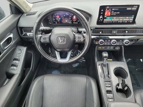 Used 2023 Honda Civic Touring image 14