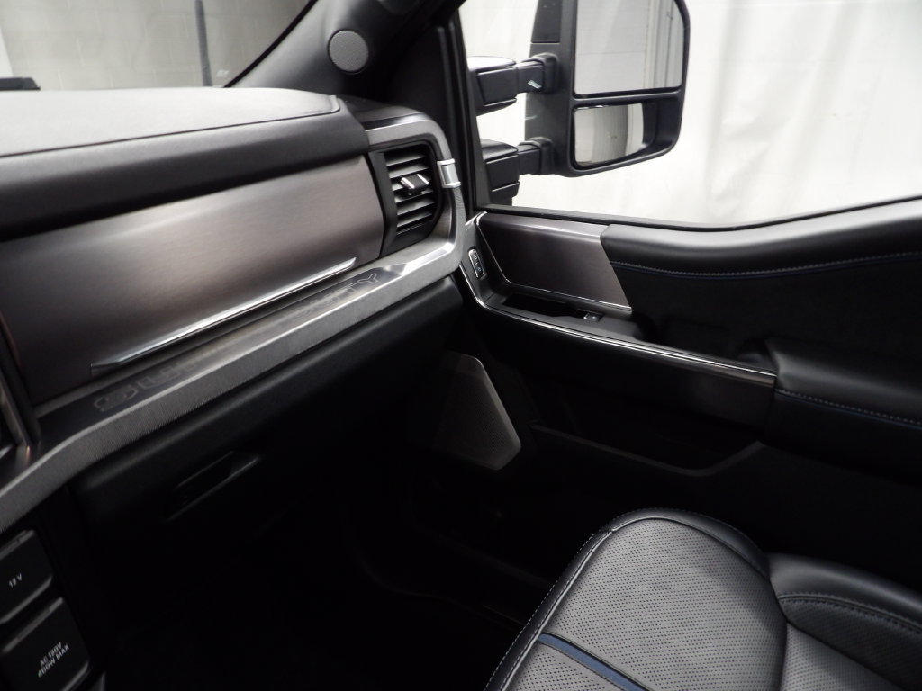 Used 2026 Ford F250 Platinum AWD/4WD image 27