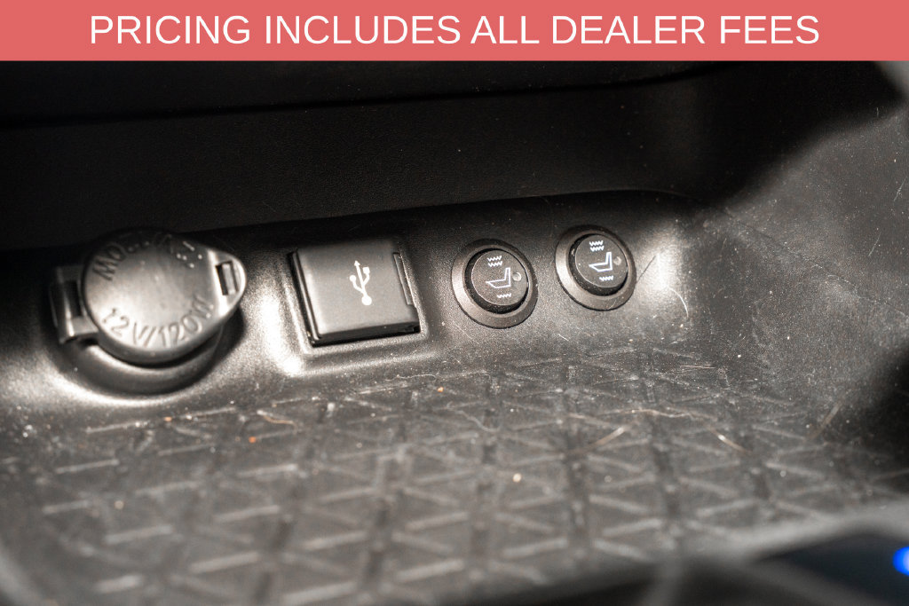 Used 2021 Toyota RAV4 XLE AWD/4WD image 14