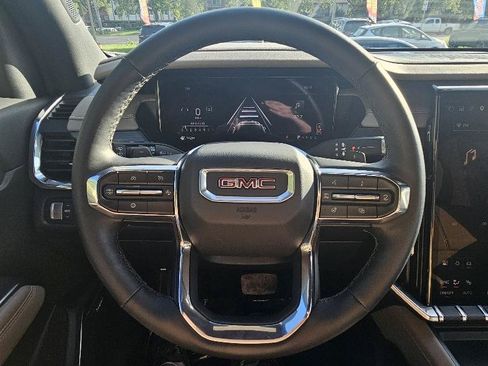 Used 2026 GMC Acadia Elevation FWD image 10