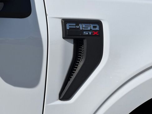 Used 2022 Ford F150 XL w/ STX Appearance Package RWD image 22
