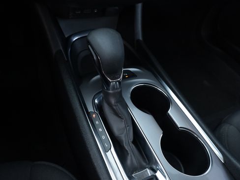 Used 2024 Chevrolet Malibu LT image 12