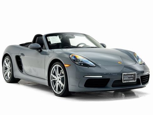 Used 2025 Porsche 718 Boxster image 31