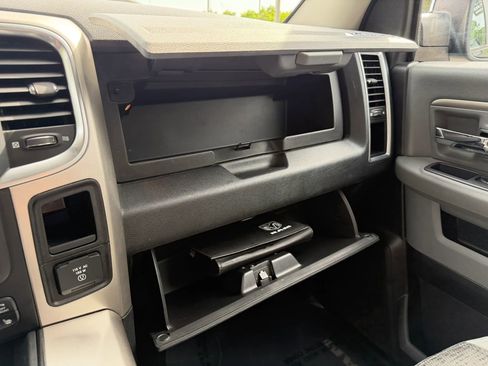 Used 2018 RAM 1500 Big Horn AWD/4WD image 30
