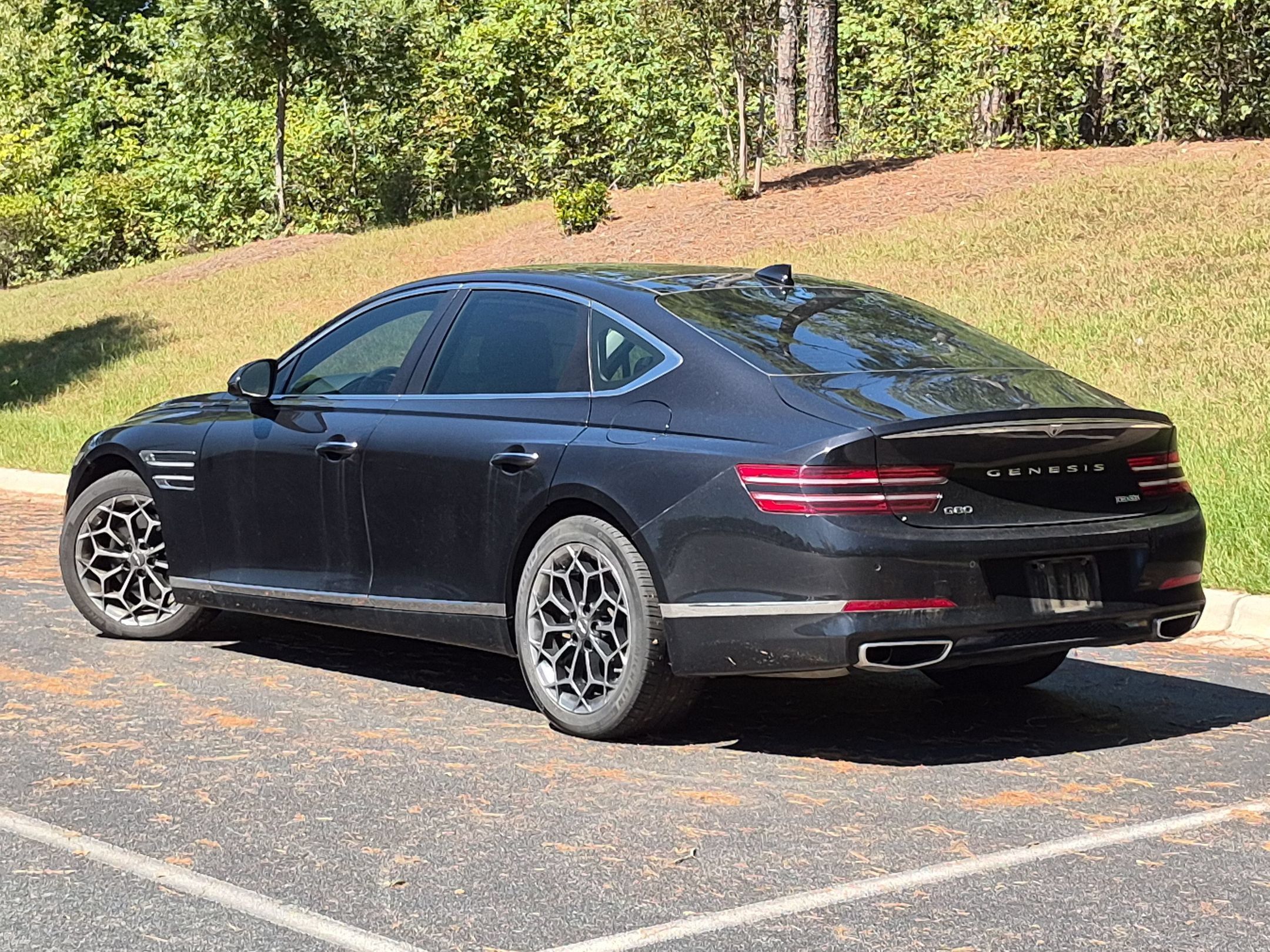 Used 2021 Genesis G80 2.5T w/ Advanced Package RWD image 3