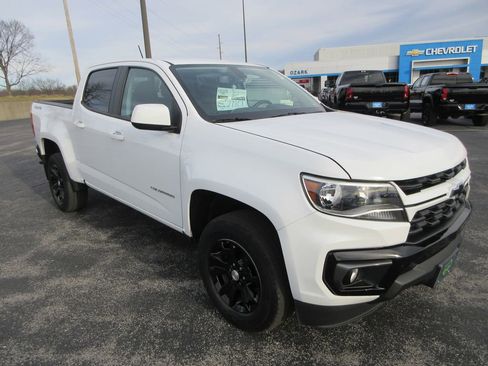 Used 2022 Chevrolet Colorado LT w/ LT Convenience Package image 7