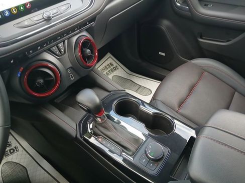 Certified 2024 Chevrolet Blazer RS FWD image 28