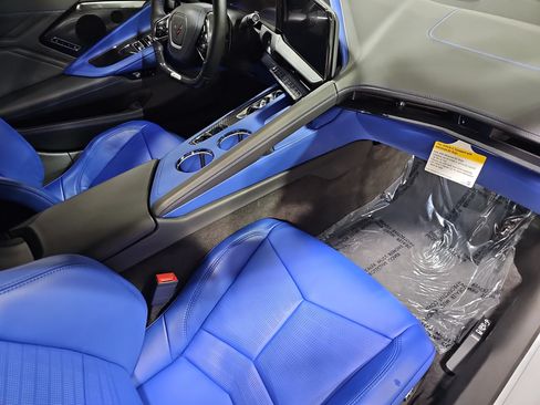 Used 2026 Chevrolet Corvette Z06 RWD image 11
