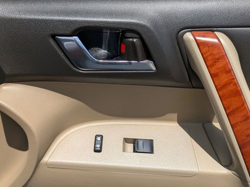 Used 2008 Toyota Highlander Limited image 9