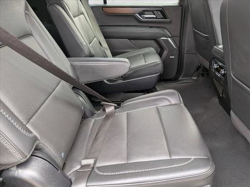 Used 2025 GMC Yukon XL Denali image 22