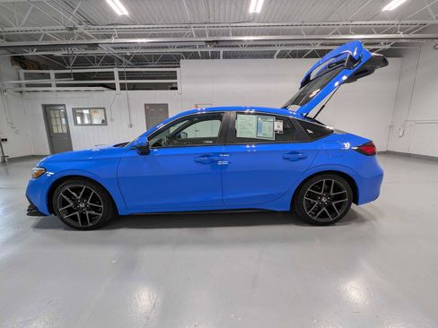 Used 2023 Honda Civic Sport Touring image 12