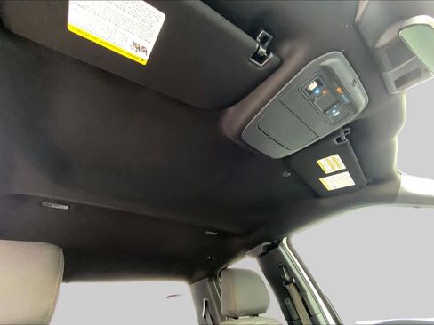 Used 2023 Ford F150 XL w/ STX Appearance Package RWD image 9