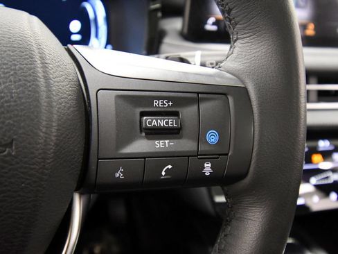 Used 2025 INFINITI QX60 Luxe AWD/4WD image 21