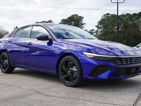 New 2026 Hyundai Elantra SEL Sport image 2