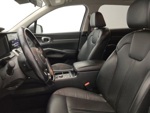 Used 2021 Kia Sorento S image 17