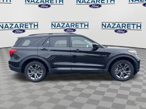 Used 2023 Ford Explorer XLT w/ Equipment Group 202A image 8