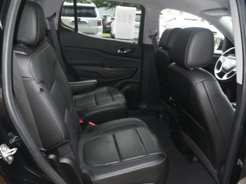 Used 2021 GMC Acadia SLT w/ LPO, Roadside Safety Package AWD/4WD image 18