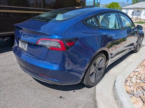 Used 2021 Tesla Model 3 Standard Range Plus RWD image 4