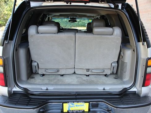 Used 2004 GMC Yukon SLT w/ 1SD Preferred Equipment Group AWD/4WD image 14